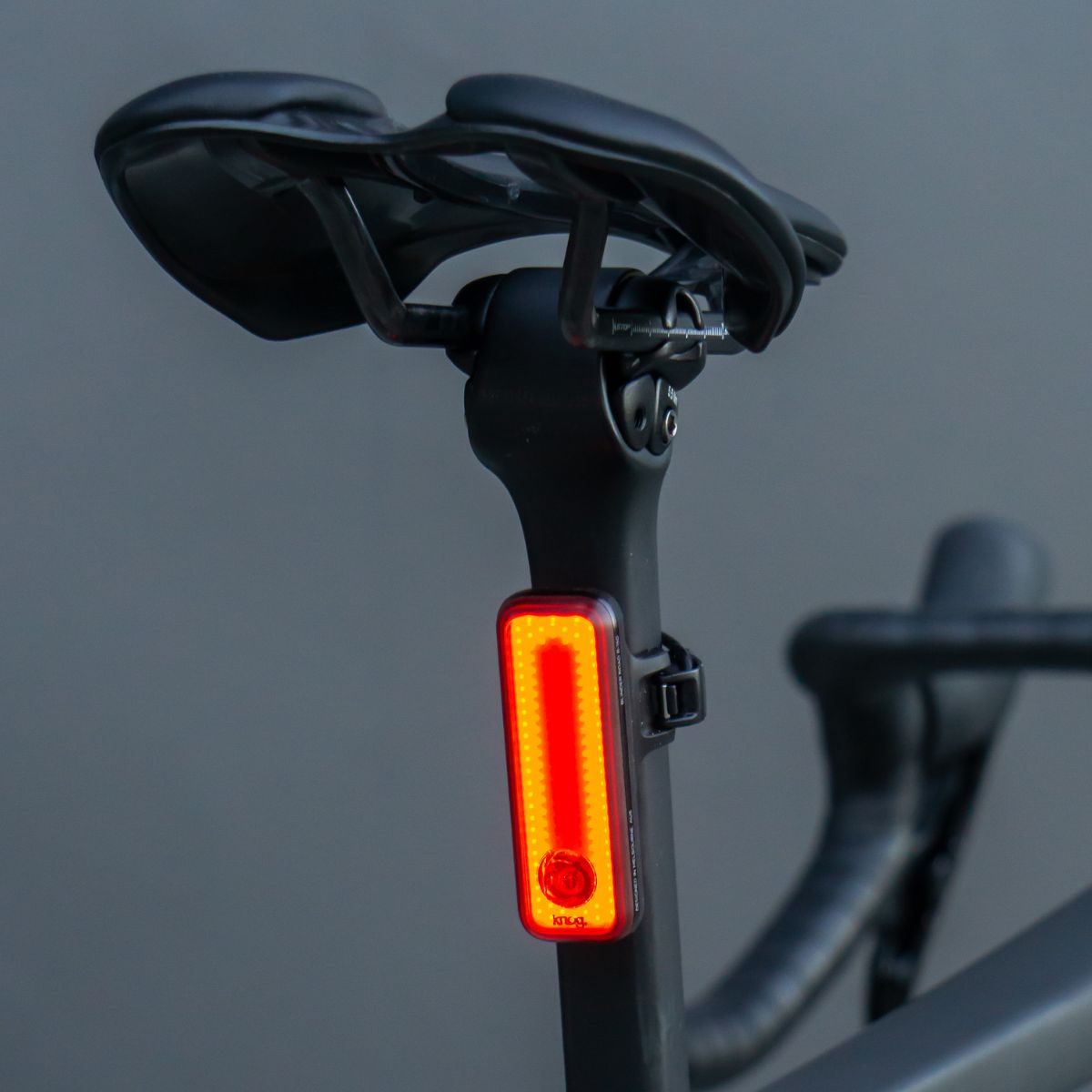 Knog Blinder R-150 Rear Light